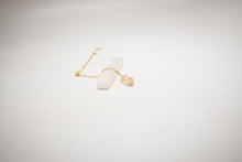 Load image into Gallery viewer, Love Light Sunstone No.1