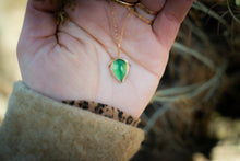 Load image into Gallery viewer, Divine necklace No.3