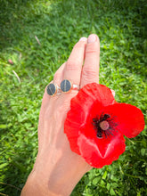 Load image into Gallery viewer, Oregon obsidian Heart Inlay Ring