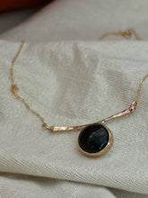 Load image into Gallery viewer, Obsidian Horizon Necklace
