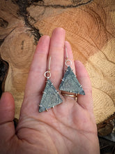 Load image into Gallery viewer, Stone Earring No.3