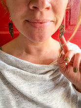 Load image into Gallery viewer, Stone Earring No.2