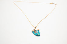 Load image into Gallery viewer, Turquoise Tooth Necklace No.11