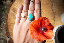 Load image into Gallery viewer, Turquoise Leaf Ring
