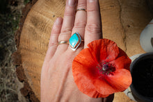 Load image into Gallery viewer, Turquoise Leaf Ring
