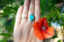 Load image into Gallery viewer, Turquoise Leaf Ring
