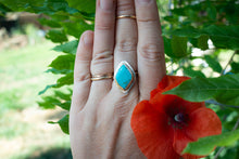 Load image into Gallery viewer, Turquoise Leaf Ring
