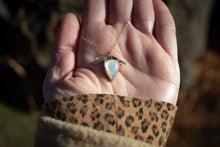 Load image into Gallery viewer, Divine necklace  No.1

