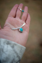 Load image into Gallery viewer, Kingman horizon necklace
