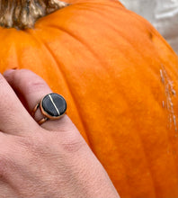 Load image into Gallery viewer, Heart Inlay Ring No.2
