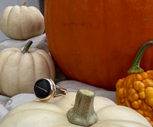 Load image into Gallery viewer, Heart Inlay Ring No.1
