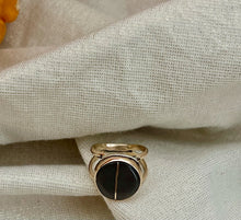 Load image into Gallery viewer, Heart Inlay Ring No.2
