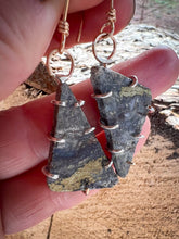 Load image into Gallery viewer, Stone Earring No.4
