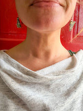 Load image into Gallery viewer, Stone Earring No.4
