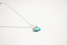 Load image into Gallery viewer, Turquoise Tooth Necklace No.9
