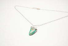 Load image into Gallery viewer, Turquoise Tooth Necklace No.10
