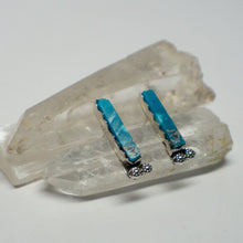 Load image into Gallery viewer, Kingman Saloon Studs
