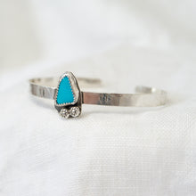 Load image into Gallery viewer, Turquoise Bracelet No.8
