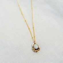Load image into Gallery viewer, Opal Necklace No.2
