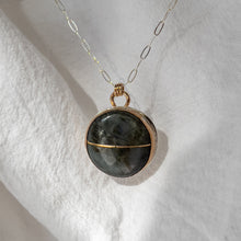 Load image into Gallery viewer, Labradorite Necklace
