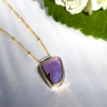 Load image into Gallery viewer, Oregon Holley Necklace No.8
