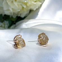 Load image into Gallery viewer, Sunstone Earrings No.1
