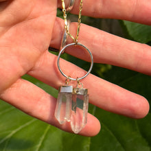 Load image into Gallery viewer, Crystal Quartz Necklace Style No.1
