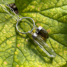 Load image into Gallery viewer, Crystal Quartz Necklace Style No.3
